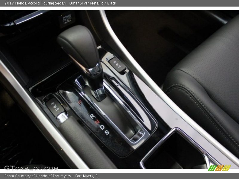Lunar Silver Metallic / Black 2017 Honda Accord Touring Sedan