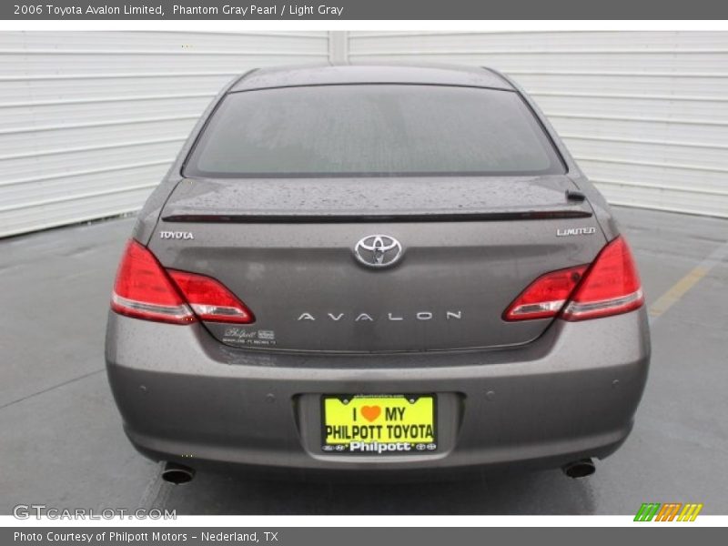 Phantom Gray Pearl / Light Gray 2006 Toyota Avalon Limited