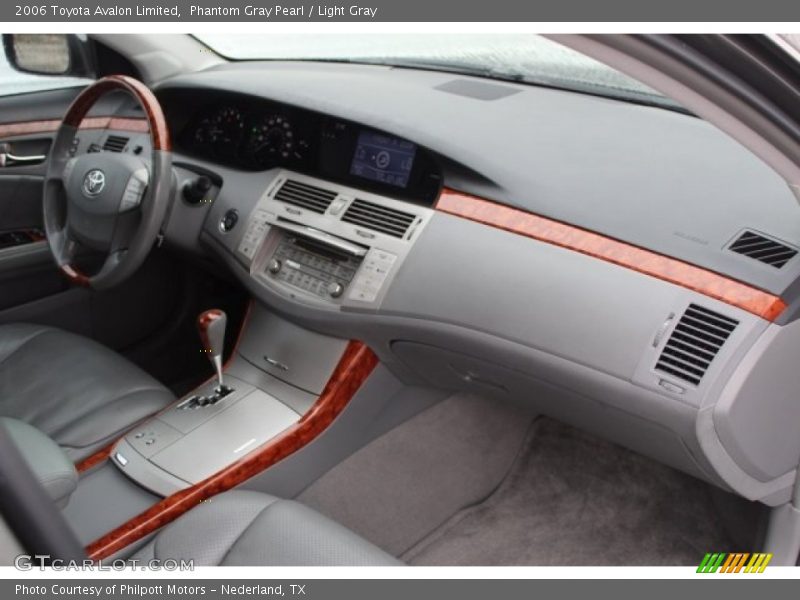Phantom Gray Pearl / Light Gray 2006 Toyota Avalon Limited
