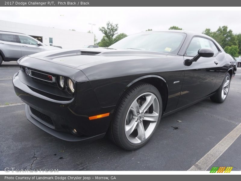 Pitch Black / Black 2017 Dodge Challenger R/T