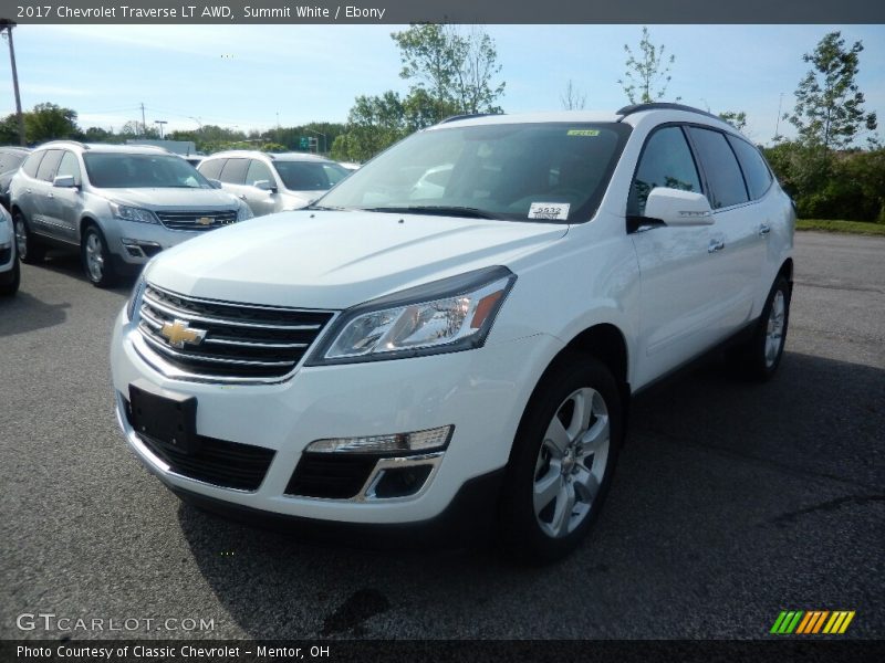 Summit White / Ebony 2017 Chevrolet Traverse LT AWD