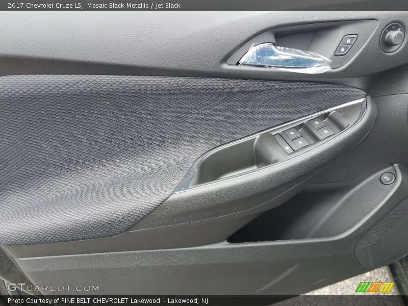 Mosaic Black Metallic / Jet Black 2017 Chevrolet Cruze LS