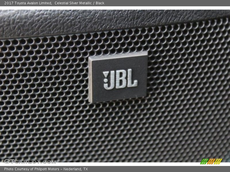 Celestial Silver Metallic / Black 2017 Toyota Avalon Limited