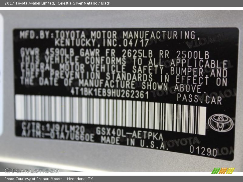 Celestial Silver Metallic / Black 2017 Toyota Avalon Limited