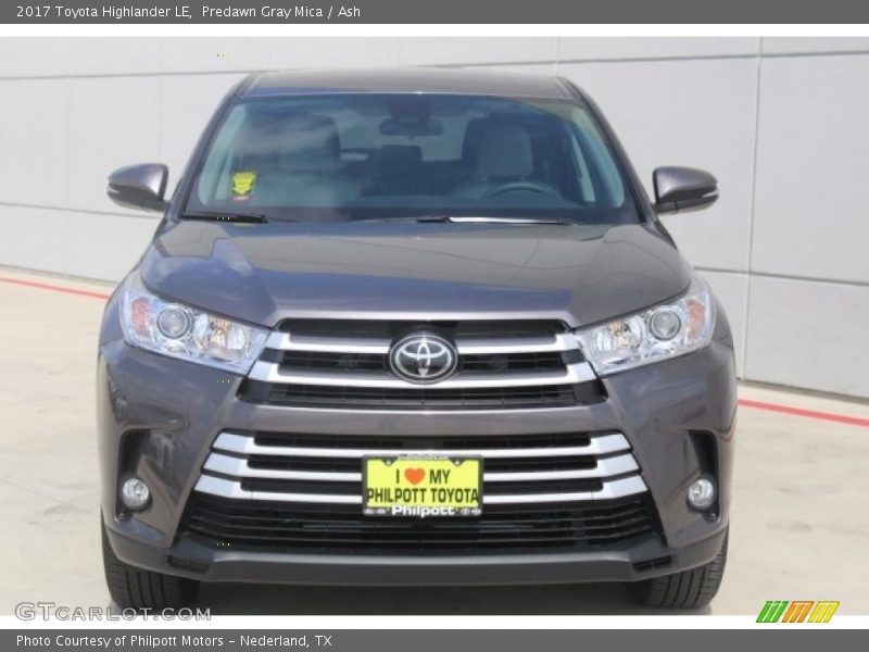 Predawn Gray Mica / Ash 2017 Toyota Highlander LE