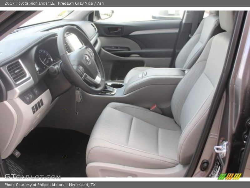Predawn Gray Mica / Ash 2017 Toyota Highlander LE