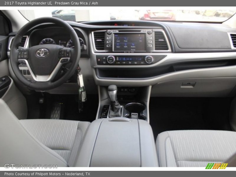 Predawn Gray Mica / Ash 2017 Toyota Highlander LE