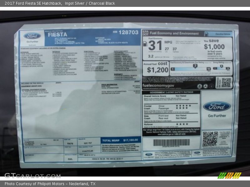 Ingot Silver / Charcoal Black 2017 Ford Fiesta SE Hatchback