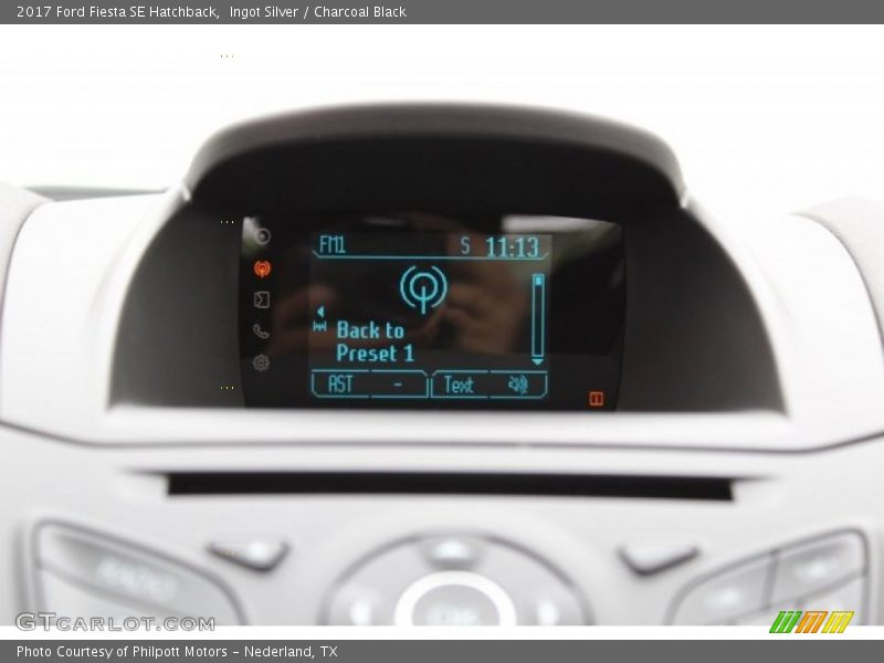 Ingot Silver / Charcoal Black 2017 Ford Fiesta SE Hatchback