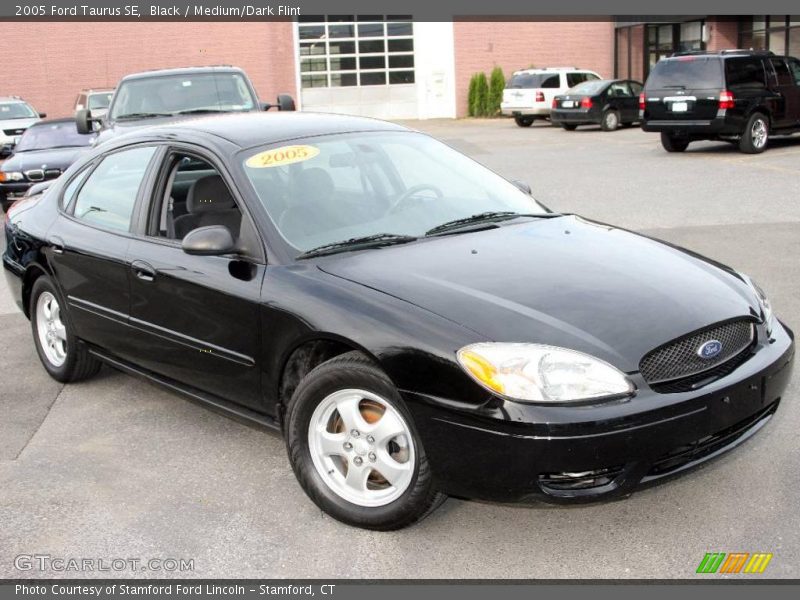Black / Medium/Dark Flint 2005 Ford Taurus SE