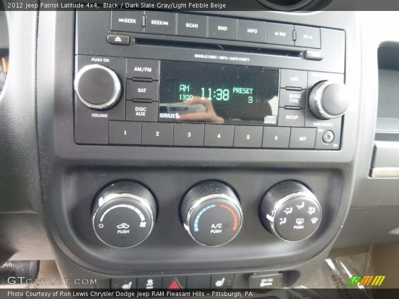 Black / Dark Slate Gray/Light Pebble Beige 2012 Jeep Patriot Latitude 4x4