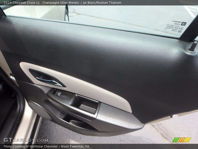 Champagne Silver Metallic / Jet Black/Medium Titanium 2014 Chevrolet Cruze LS