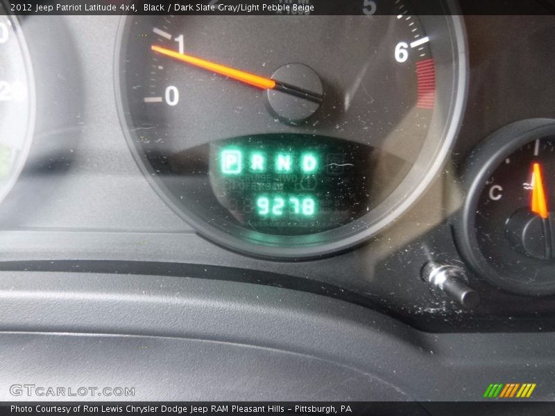 Black / Dark Slate Gray/Light Pebble Beige 2012 Jeep Patriot Latitude 4x4
