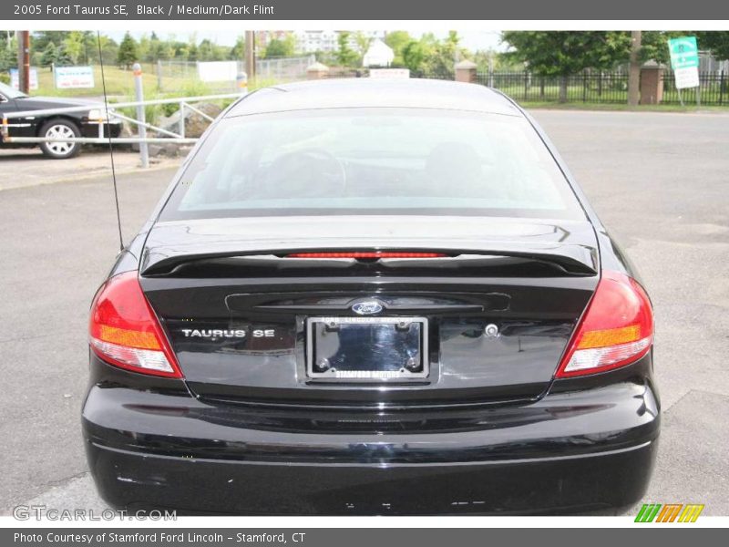 Black / Medium/Dark Flint 2005 Ford Taurus SE