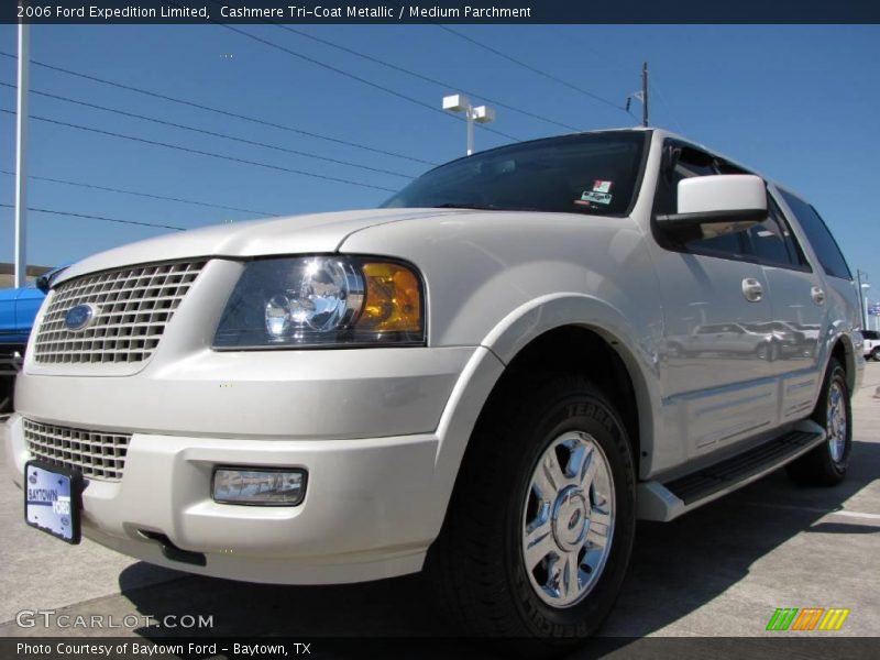 Cashmere Tri-Coat Metallic / Medium Parchment 2006 Ford Expedition Limited