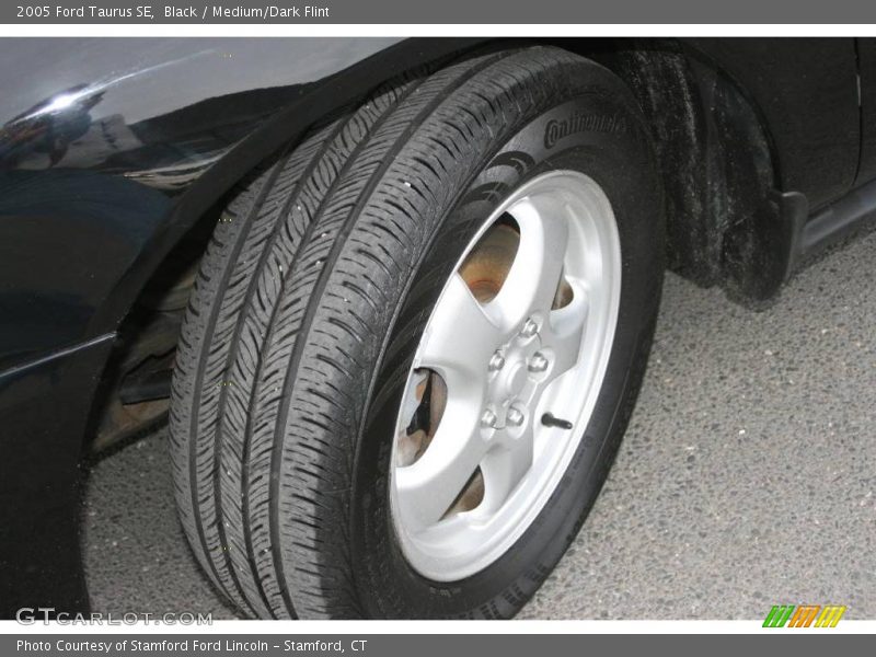 Black / Medium/Dark Flint 2005 Ford Taurus SE