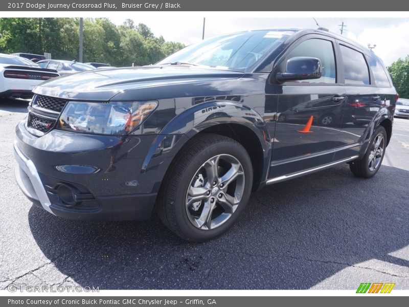 Front 3/4 View of 2017 Journey Crossroad Plus