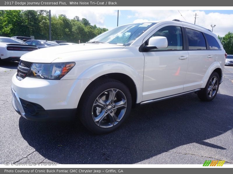White Noise Tri-Coat / Black 2017 Dodge Journey Crossroad Plus