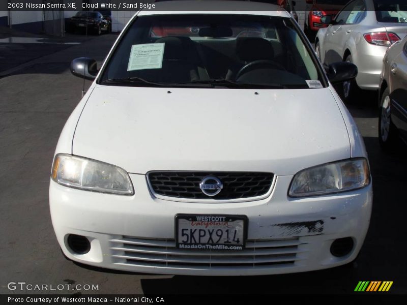 Cloud White / Sand Beige 2003 Nissan Sentra XE