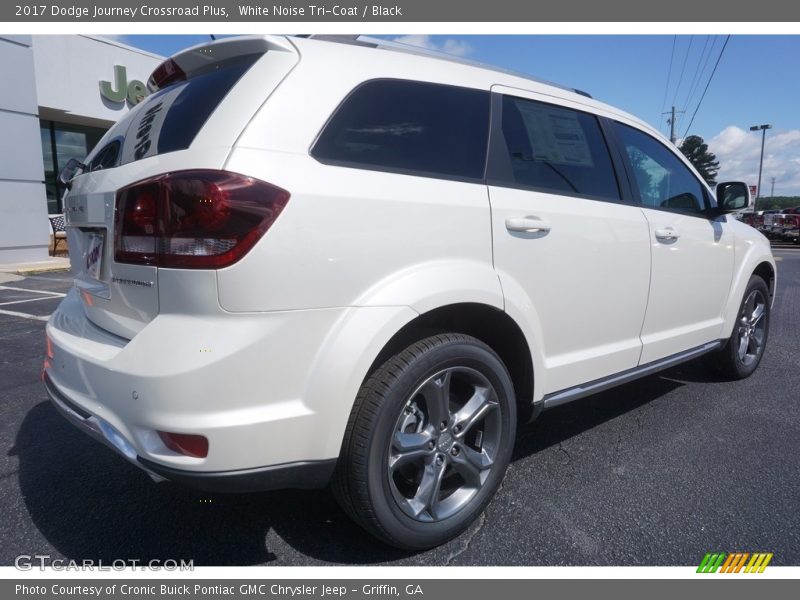 White Noise Tri-Coat / Black 2017 Dodge Journey Crossroad Plus