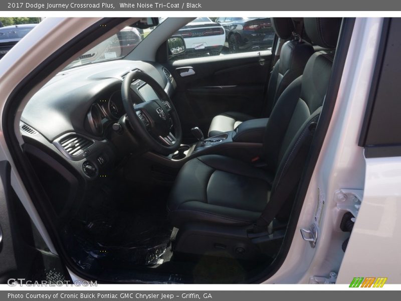 White Noise Tri-Coat / Black 2017 Dodge Journey Crossroad Plus