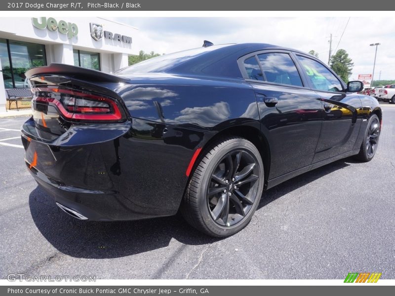 Pitch-Black / Black 2017 Dodge Charger R/T