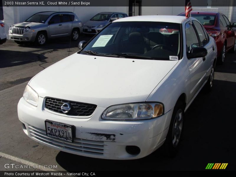 Cloud White / Sand Beige 2003 Nissan Sentra XE