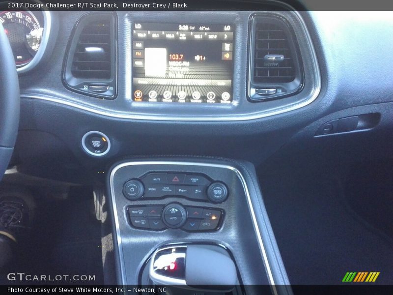 Destroyer Grey / Black 2017 Dodge Challenger R/T Scat Pack