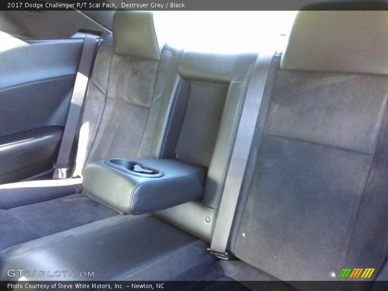 Destroyer Grey / Black 2017 Dodge Challenger R/T Scat Pack