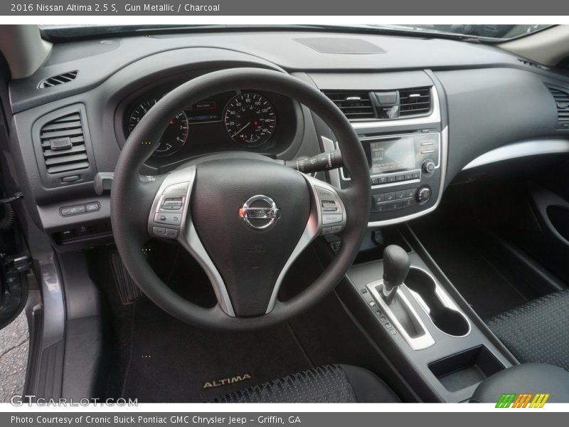 Gun Metallic / Charcoal 2016 Nissan Altima 2.5 S