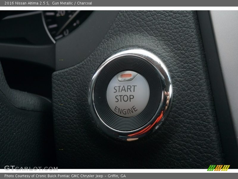 Gun Metallic / Charcoal 2016 Nissan Altima 2.5 S