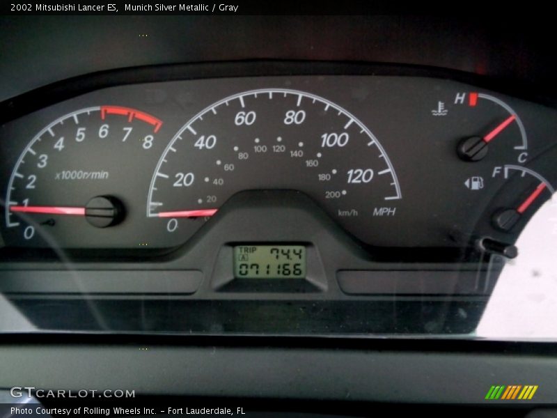 Munich Silver Metallic / Gray 2002 Mitsubishi Lancer ES