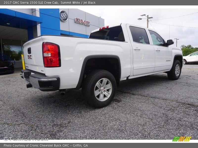 Summit White / Jet Black 2017 GMC Sierra 1500 SLE Crew Cab