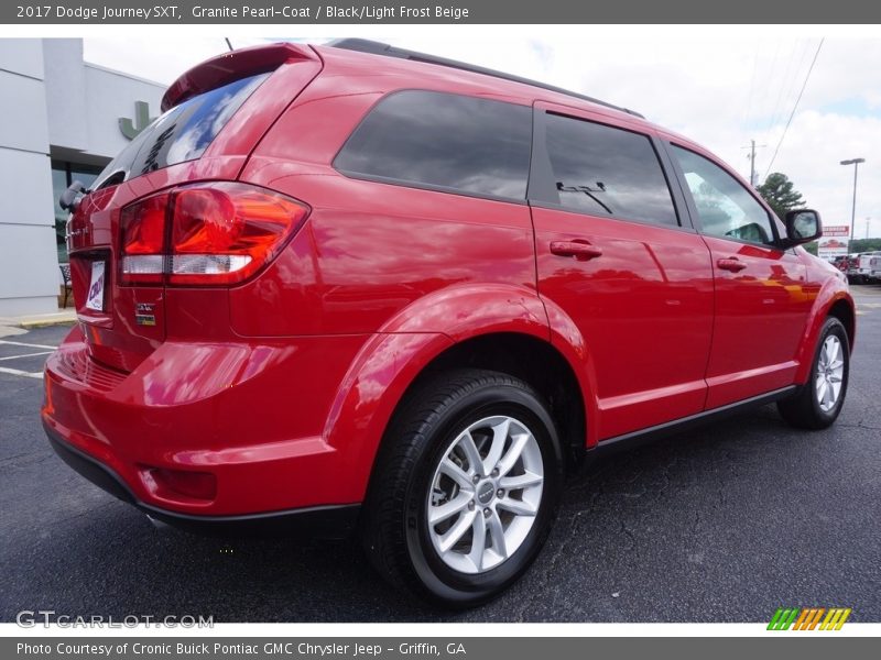 Granite Pearl-Coat / Black/Light Frost Beige 2017 Dodge Journey SXT