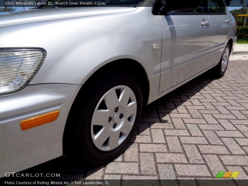 Munich Silver Metallic / Gray 2002 Mitsubishi Lancer ES