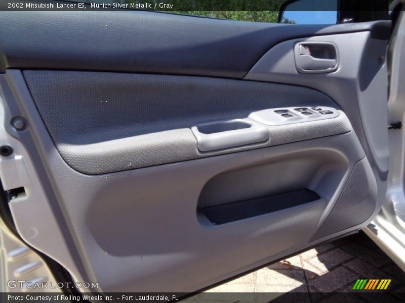 Munich Silver Metallic / Gray 2002 Mitsubishi Lancer ES