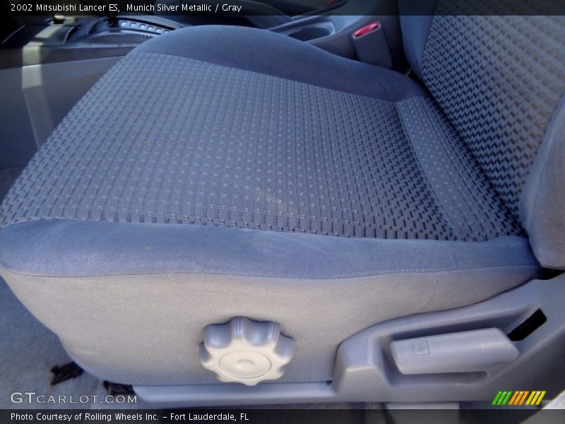 Munich Silver Metallic / Gray 2002 Mitsubishi Lancer ES