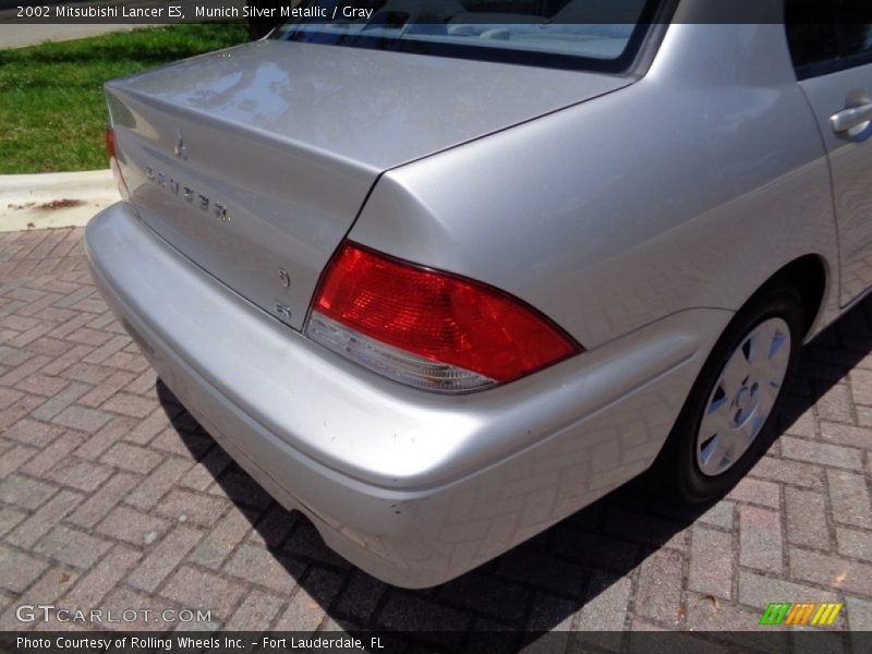 Munich Silver Metallic / Gray 2002 Mitsubishi Lancer ES