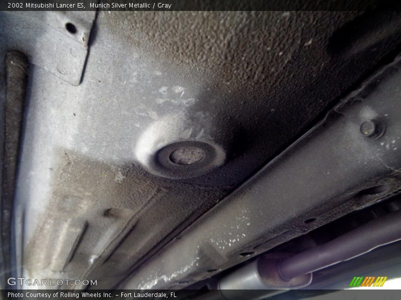 Munich Silver Metallic / Gray 2002 Mitsubishi Lancer ES