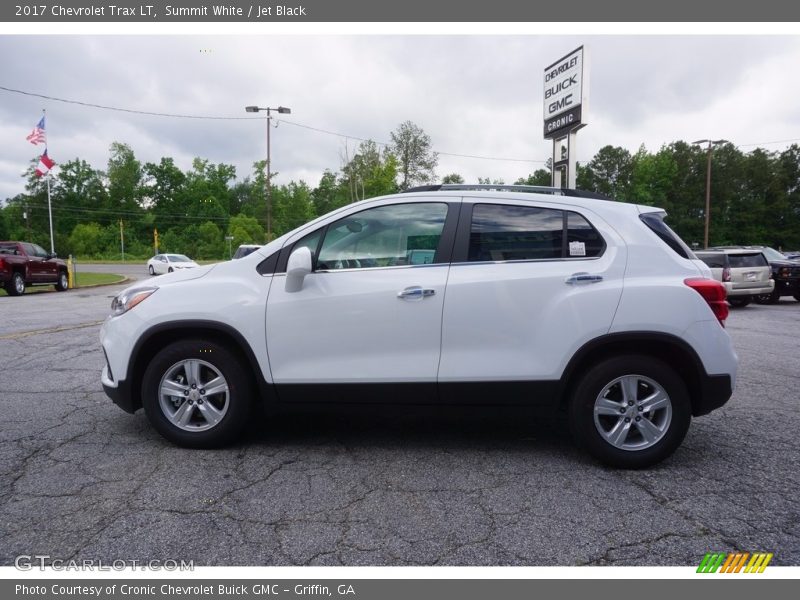 Summit White / Jet Black 2017 Chevrolet Trax LT