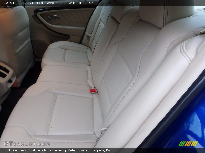 Deep Impact Blue Metallic / Dune 2015 Ford Taurus Limited