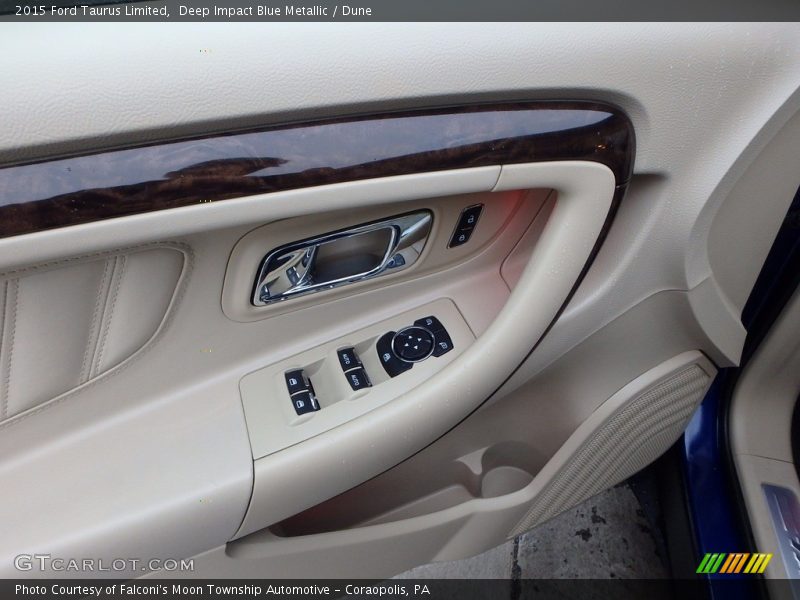 Deep Impact Blue Metallic / Dune 2015 Ford Taurus Limited
