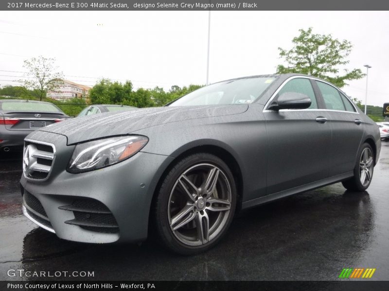 Front 3/4 View of 2017 E 300 4Matic Sedan