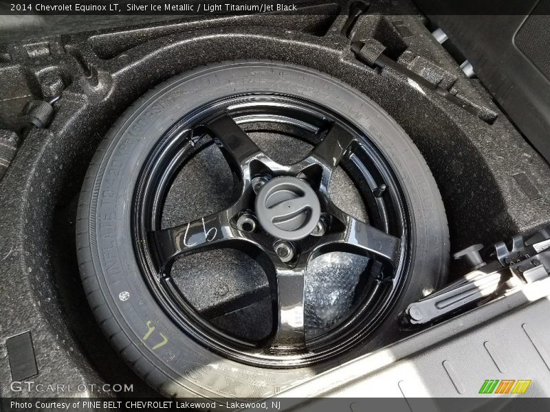 Silver Ice Metallic / Light Titanium/Jet Black 2014 Chevrolet Equinox LT