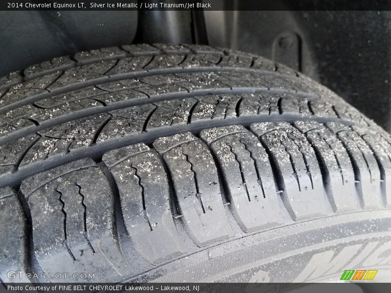 Silver Ice Metallic / Light Titanium/Jet Black 2014 Chevrolet Equinox LT