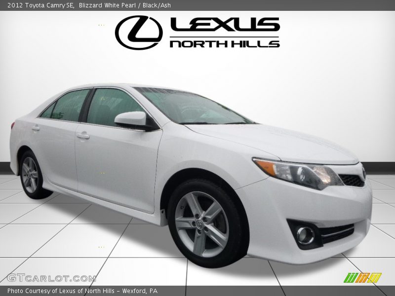 Blizzard White Pearl / Black/Ash 2012 Toyota Camry SE