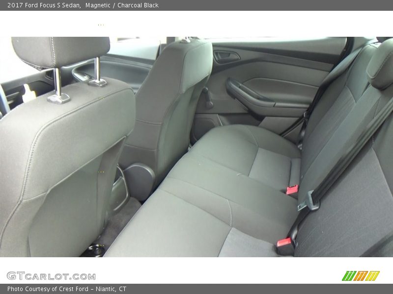 Magnetic / Charcoal Black 2017 Ford Focus S Sedan