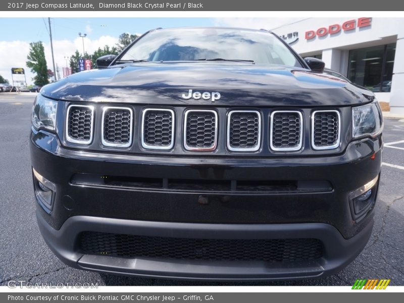 Diamond Black Crystal Pearl / Black 2017 Jeep Compass Latitude
