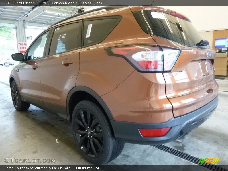Canyon Ridge / Charcoal Black 2017 Ford Escape SE 4WD
