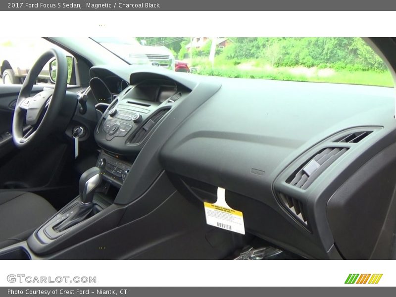 Magnetic / Charcoal Black 2017 Ford Focus S Sedan